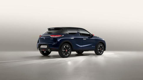 DS Automobiles 3 Crossback Ines de La Fressange Paris