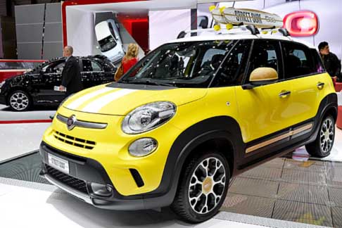 Fiat 500L Trekking Street Surf