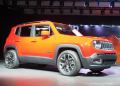 Jeep Renegade  fornita di piastre di protezione e ganci di traino posteriore