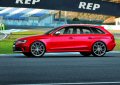 Il V8 aspirato consente un balzo da 0 a 100 km/h in soli 4,7 secondi, mentre la punta massima registrata  pari a 250 km/h (su richiesta il limite pu essere portato a 280 km/h). 