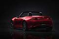 Oltre allo stile, sempre distintivo e di grande appeal, la nuova MX-5 adotta soluzioni avanzate come la tecnlogia SKYACTIV