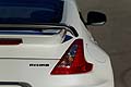 A bordo, l'abitacolo della 370Z  sportivo ed offre volante rifinito in alcantara, sedili avvolgenti a regolazione elettrica. Il lancio commerciale  atteso a partire da giugno 2013. 