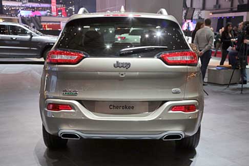 Jeep Cherokee Overland 2016