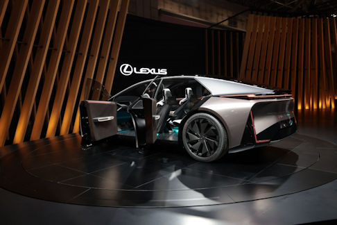 Lexus LF-ZC concept