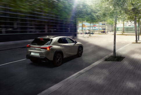Lexus UX Hybrid 2021