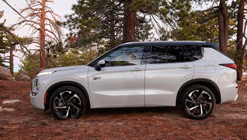 Mitsubishi Outlander PHEV 2025