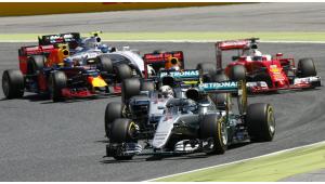 Straordinario trionfo del nuovo arrivato in Red Bull Max Verstappen