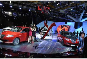 Lancia Ypsilon Black&Red in anteprima mondiale