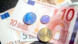 Prezzi assicurazioni: aumenti vertiginosi in Italia