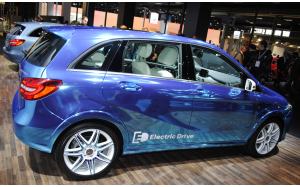 Le auto a carburante adesso possono diventare elettriche