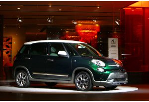 Fiat 500L Trekking disponibile con gli accessori Mopar