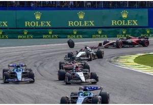 Max Verstappen trionfa in Brasile su Norris secondo