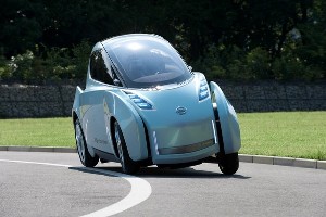 Nissan prepara la sfida con il Renault Twizy