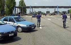Le 10 infrazioni degli italiani al volante