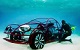 Volkswagen Maggiolino Cabrio, sub tra gli squali