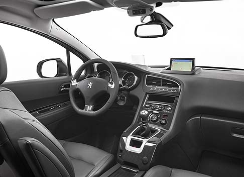 Peugeot 5008 2013