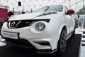 La citt di Juke accoglie le special Juke with Ministry of Sound, Juke-R, Juke 190HP Limited Edition, fino a Juke Box, limpianto audio mobile che animer la Juke Town stessa.