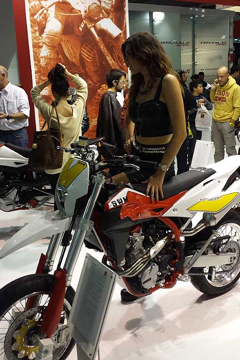 Leasing A BMW >> Eicma - SWM Motocross SWM Sm 450R all´Eicma 2014 di Milano Salone del Motociclo Leasing A BMW >> Eicma - SWM Motocross SWM Sm 450R all´Eicma 2014 di Milano Salone del Motociclo