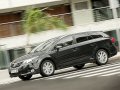 Oltre allunit 2.0 D-4D turbodiesel da 124 cavalli, la gamma delle motorizzazioni offre: un motore 2.2 D-4D da 150 CV disponibile con Filtro Anti Particolato (DPF) e il motore benzina 1.8 da 147 CV