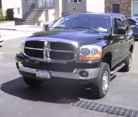 Dodge Ram 2500 Heavy Duty 4x4 SLT 