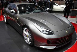 supercar GTC4 Lusso