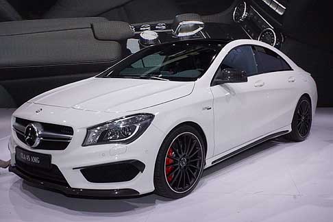 Mercedes-Benz CLA 45 AMG