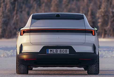 Polestar 4