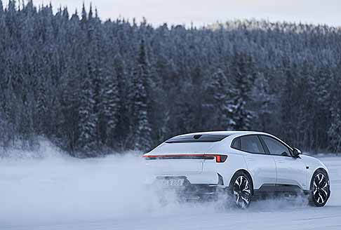 Polestar 4