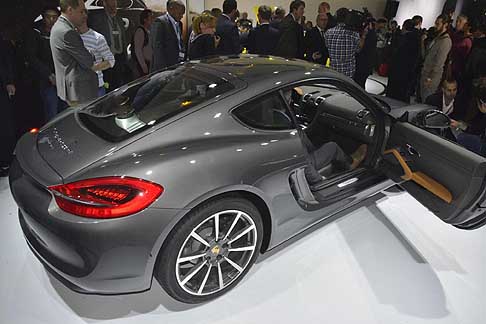 Porsche Cayman 2014