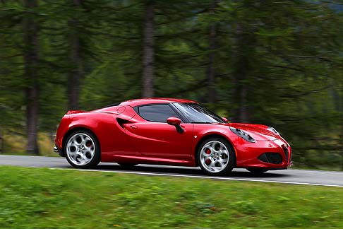 Alfa Romeo 4C 2013