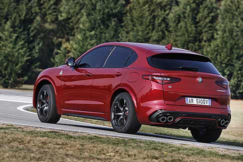 Alfa Romeo Stelvio Quadrifoglio