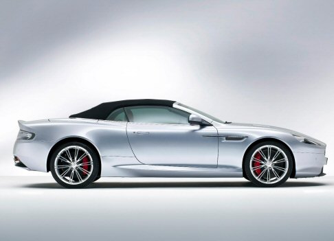 Aston Martin DB9 2013