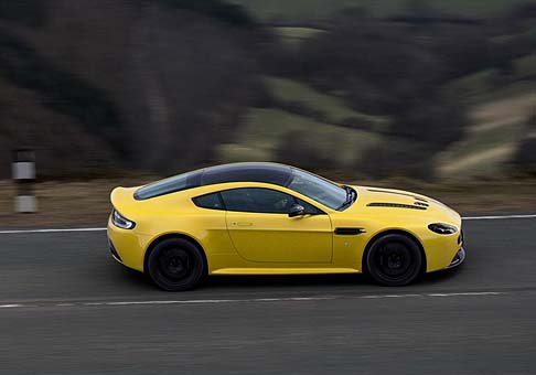 Aston Martin V12 Vantage S