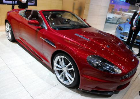 Aston Martin DBS Volante