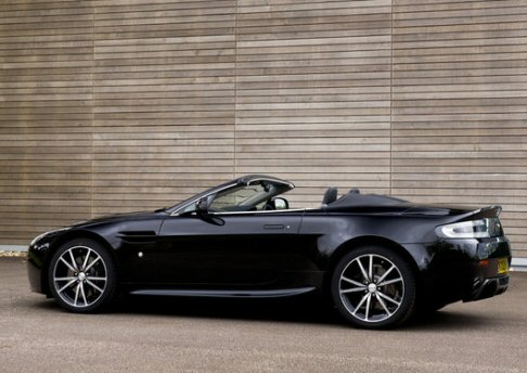 Aston Martin V8 Vantage N420 Roadster 