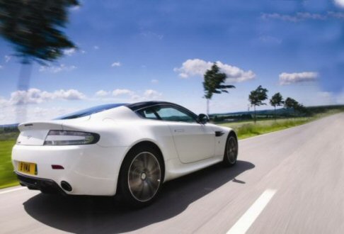 Aston Martin V8 Vantage N420