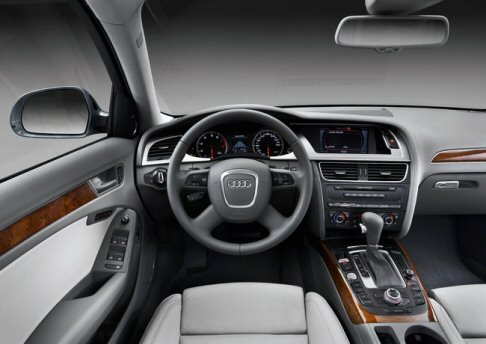 Audi A4 Start