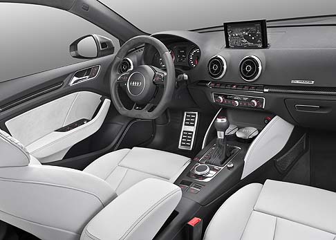 Audi RS 3 Sportback 2015
