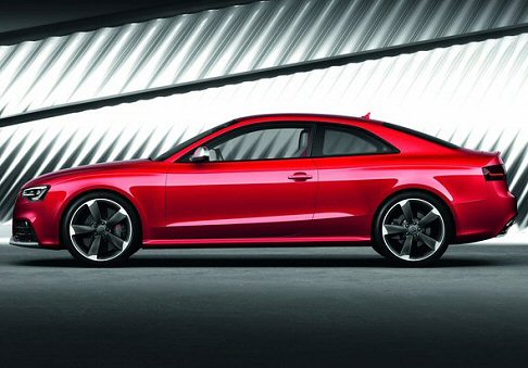 Audi RS5 2012