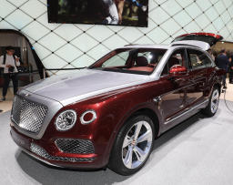 berlina Bentayga Hybrid