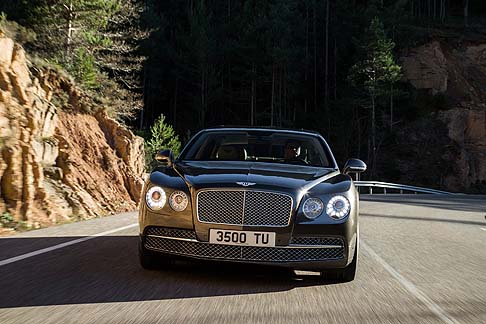 supercar Continental Flying Spur 2013