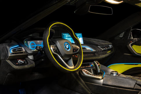 BMW i8 Roadster LimeLight Edition 