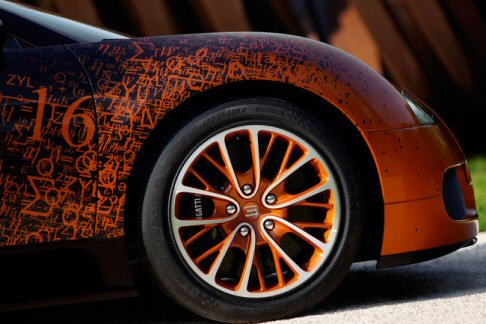 Bugatti Grand Sport Bernar Venet