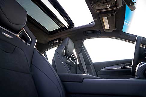 Cadillac CTS-V Glacier Metallic Edition
