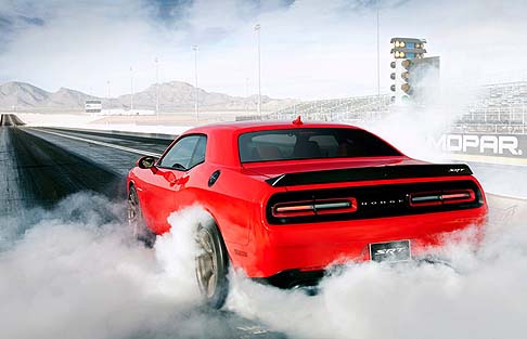Dodge Challenger SRT Hellcat 2015 