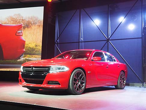 berlina Charger 2015