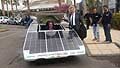 Archimede Solar Car 1.0 con il sindaco Enzo Bianco nellabitacolo, e il Prof. Lanzafame