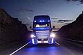 Il Freightliner Inspiration Truck si basa sul modello di serie Freightliner Cascadia Evolution, al quale  stata aggiunta la tecnologia Highway Pilot, con radar frontale.