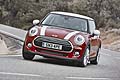 Mini Cooper Model Year 2014 guida sportiva su strada