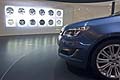 Opel Astra Sedan e esposizione cerchioni al Salone di Mosca